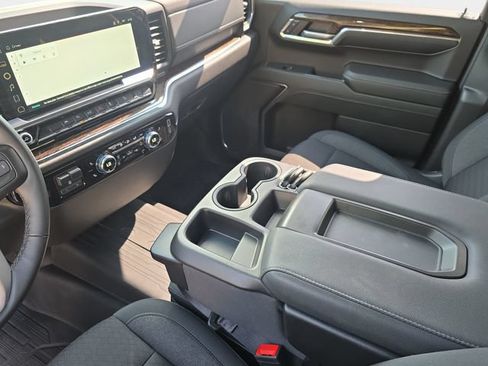 Used 2024 GMC Sierra 1500 Elevation w/ LPO, Elevation Black Package AWD/4WD image 28