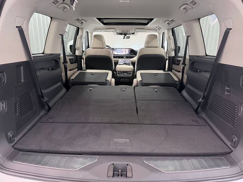 Certified 2026 INFINITI QX80 Pure w/ Cargo Package RWD image 40
