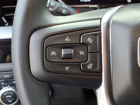 Used 2024 GMC Sierra 1500 Elevation image 15