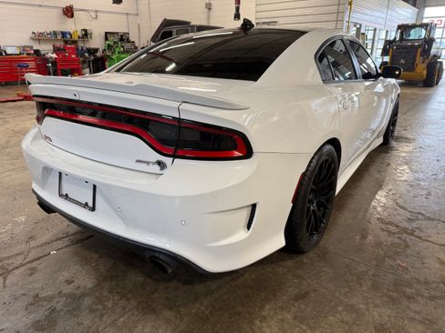 Used 2016 Dodge Charger SRT Hellcat w/ Harman/Kardon Audio Group RWD image 20