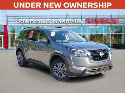 Certified 2025 Nissan Pathfinder SV