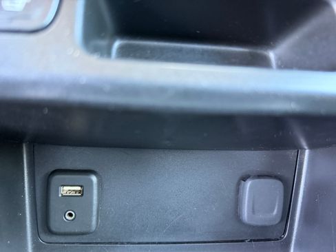 Used 2018 Chevrolet Colorado LT w/ LT Convenience Package AWD/4WD image 31