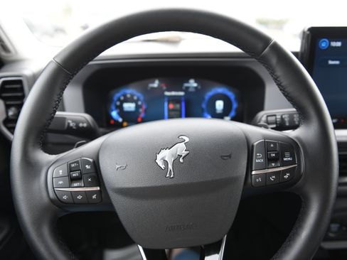 Used 2025 Ford Bronco Sport Badlands image 27