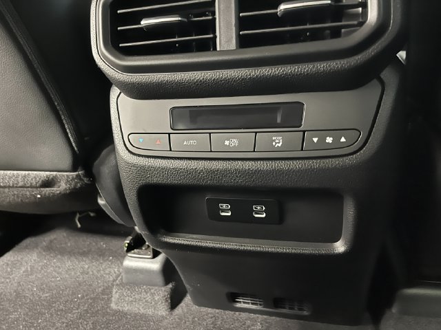 New 2026 Honda Pilot Touring image 19