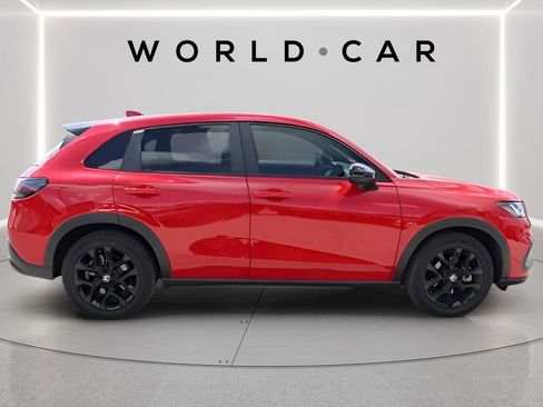 Used 2023 Honda HR-V Sport image 8