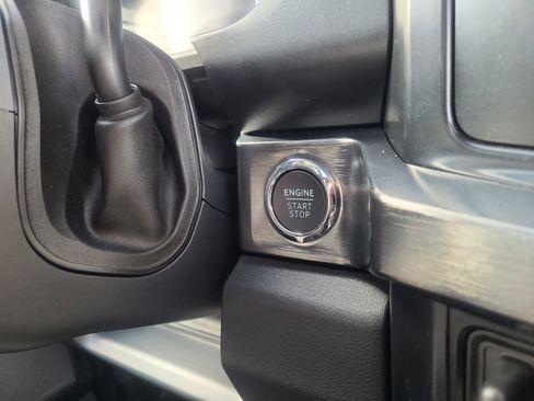 Certified 2025 Ford F350 Lariat w/ Black Appearance Package image 30