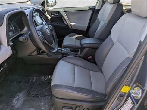 Used 2014 Toyota RAV4 Limited image 16