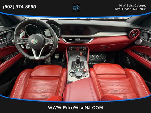 Used 2018 Alfa Romeo Stelvio Ti Sport image 20