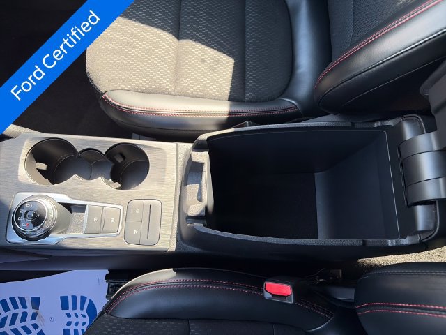 Certified 2025 Ford Escape ST-Line AWD/4WD image 26