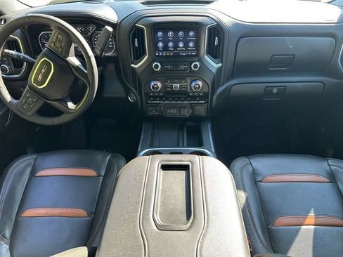 Used 2021 GMC Sierra 1500 AT4 w/ AT4 Value Package AWD/4WD image 19