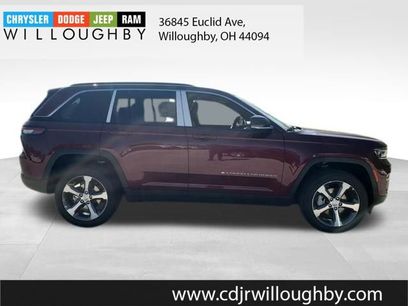 New 2024 Jeep Grand Cherokee Limited w/ Luxury Tech Group II