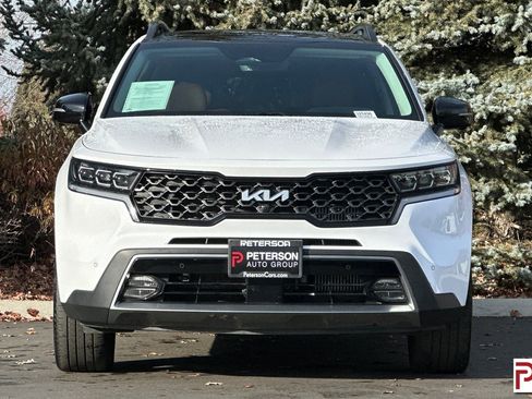 Used 2022 Kia Sorento SX Prestige w/ Rust Color Package image 9