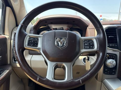 Used 2016 RAM 1500 Laramie AWD/4WD image 15