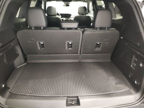 New 2026 Buick Enclave Preferred w/ Power Package image 16