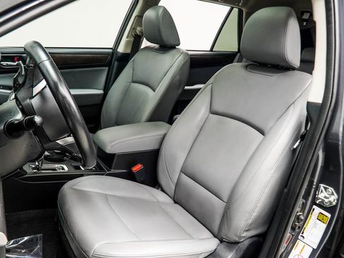 Used 2019 Subaru Outback 2.5i Limited w/ Popular Package #2 image 32