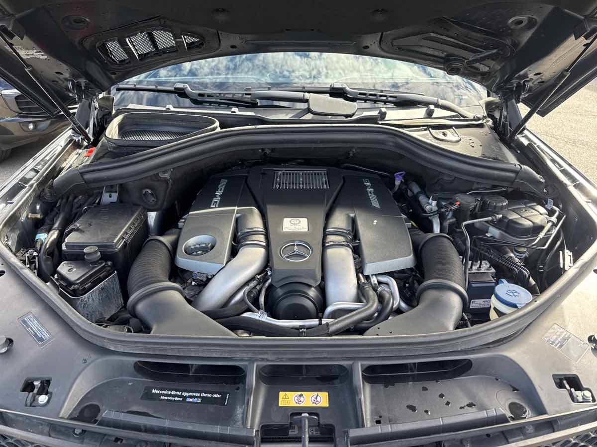 Used 2016 Mercedes-Benz GLE 63 AMG 4MATIC image 25