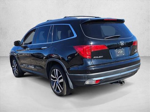 Used 2016 Honda Pilot Touring image 7