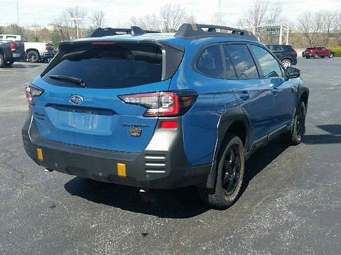 Used 2024 Subaru Outback Wilderness image 7
