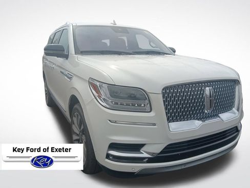Used 2020 Lincoln Navigator Reserve image 2