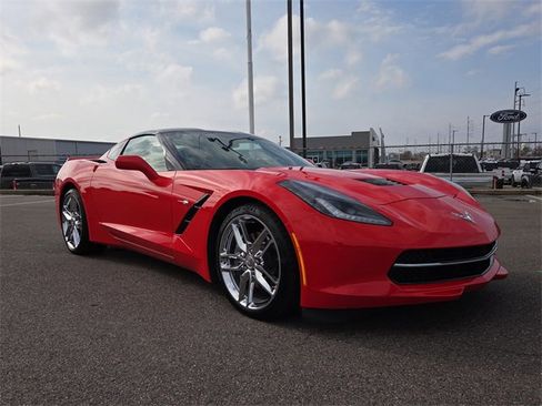 Used 2017 Chevrolet Corvette Stingray Coupe w/ 1LT image 1