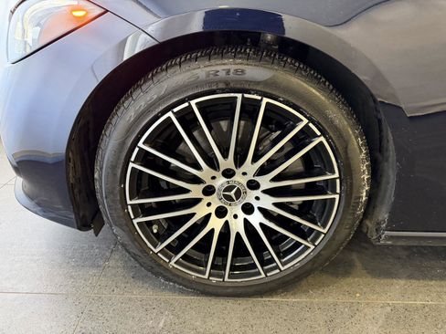 Used 2023 Mercedes-Benz C 300 4MATIC Sedan image 10