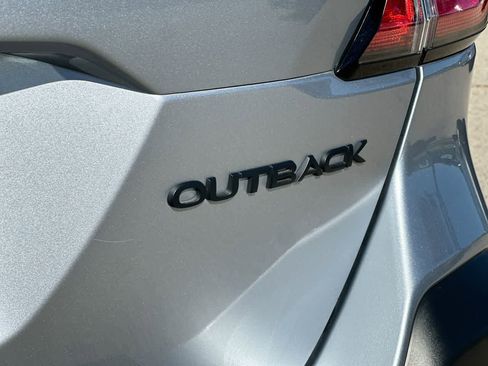Certified 2025 Subaru Outback Onyx Edition image 18
