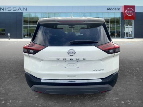 Certified 2023 Nissan Rogue SV AWD/4WD image 6