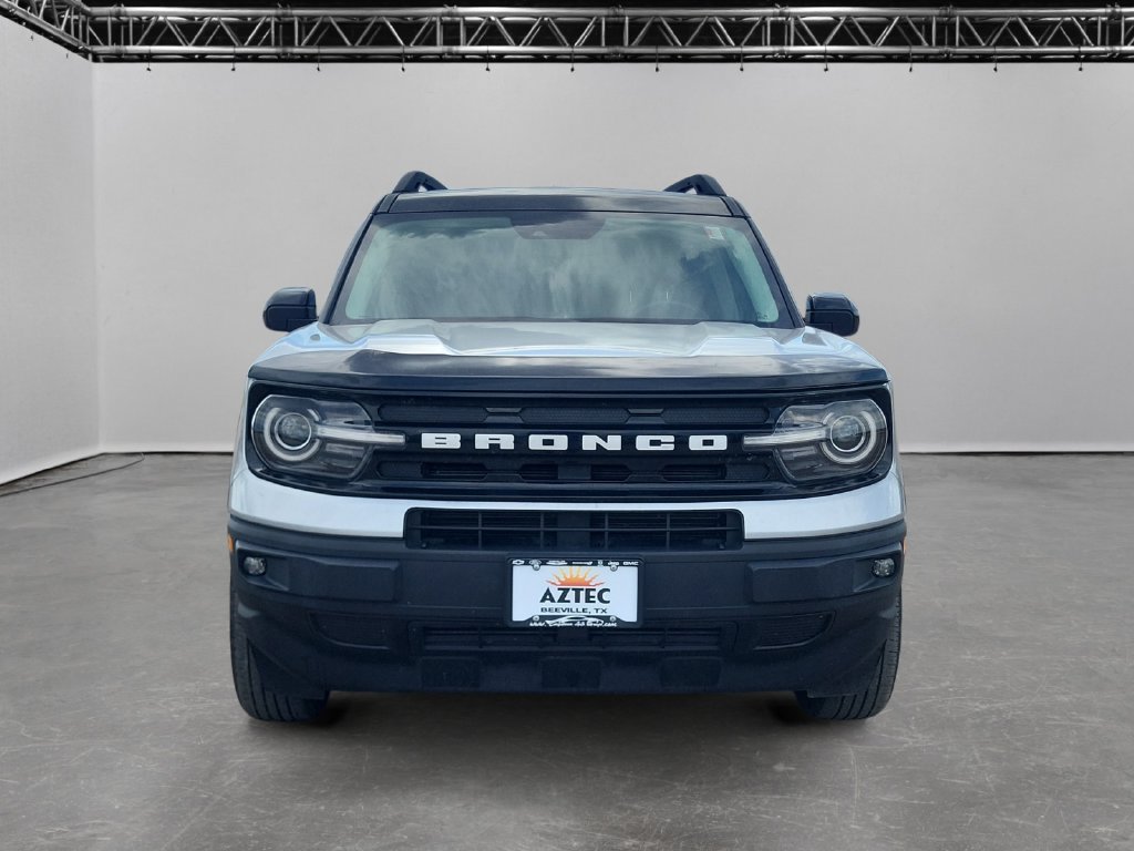 Used 2022 Ford Bronco Sport Outer Banks w/ Tech Package AWD/4WD image 2