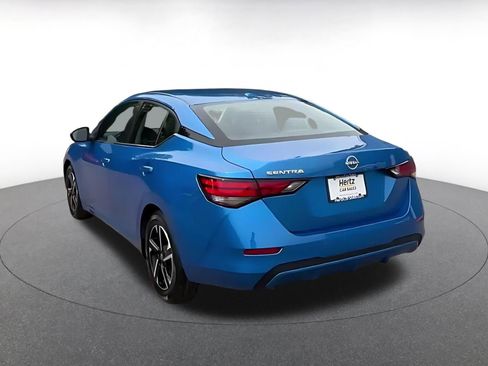 Used 2025 Nissan Sentra SV FWD image 11