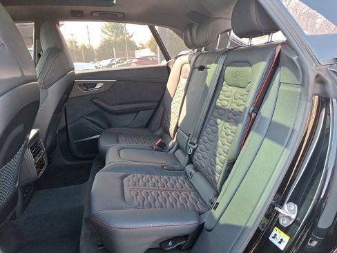 Used 2024 Audi RS Q8 image 28