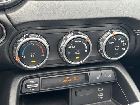 Used 2024 MAZDA MX-5 Miata RF Grand Touring image 24