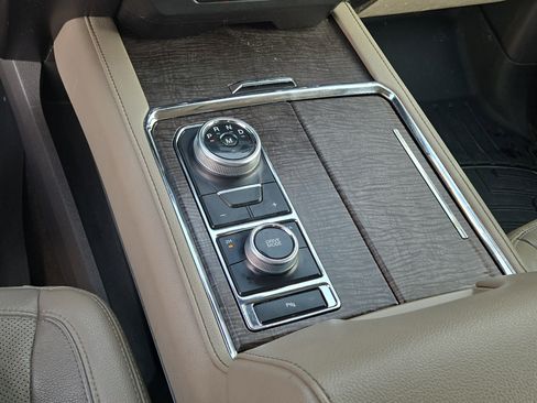 Used 2020 Ford Expedition Max Limited w/ Equipment Group 301A image 33