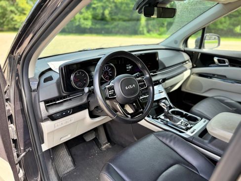 Used 2022 Kia Carnival SX FWD image 13