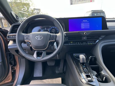 New 2026 Toyota Crown Signia image 15