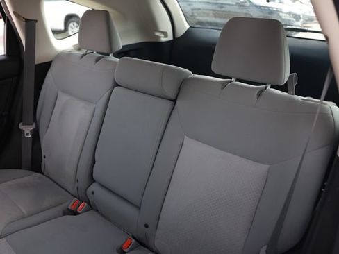 Used 2016 Honda CR-V LX image 11