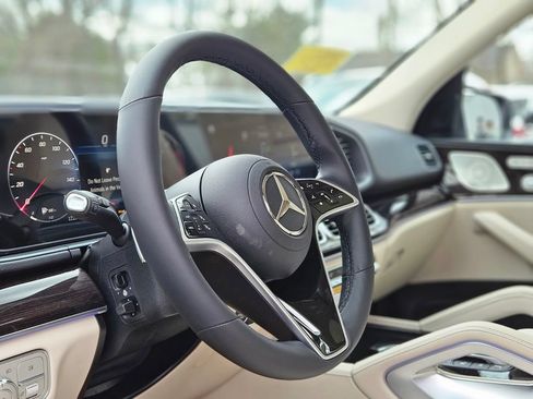 New 2026 Mercedes-Benz GLE 350 4MATIC image 16