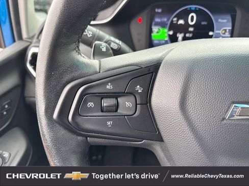 Used 2023 Chevrolet Bolt LT w/ Infotainment Package image 24