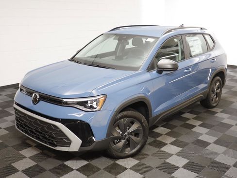 New 2026 Volkswagen Taos S image 2