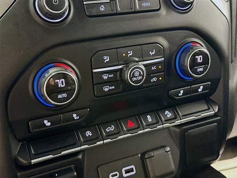 Used 2020 Chevrolet Silverado 1500 RST image 17