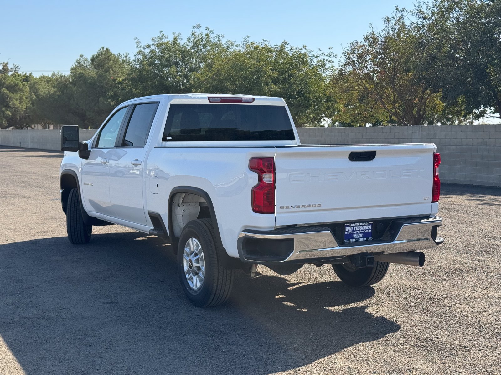 Used 2024 Chevrolet Silverado 2500 LT w/ Convenience Package AWD/4WD image 7