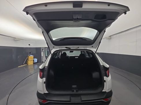 Used 2024 Hyundai Tucson SE AWD/4WD image 50