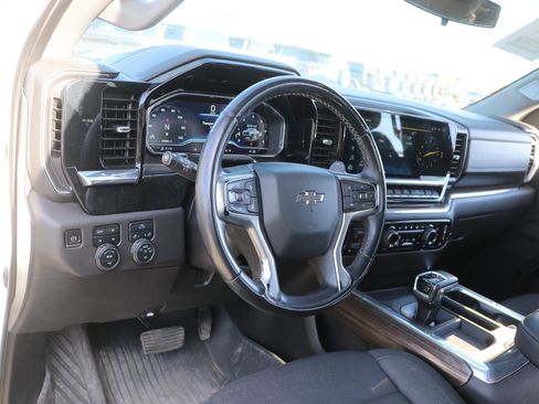 Used 2023 Chevrolet Silverado 1500 LT Trail Boss w/ Protection Package AWD/4WD image 13