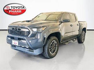 Used 2025 Toyota Tacoma TRD Sport AWD/4WD video 1