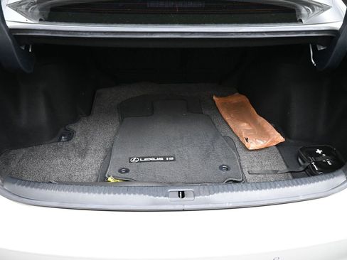 Used 2016 Lexus IS 350 w/ Navigation System Package image 18