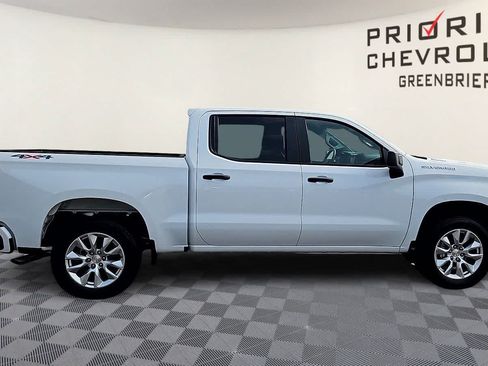 Used 2026 Chevrolet Silverado 1500 Custom AWD/4WD image 9