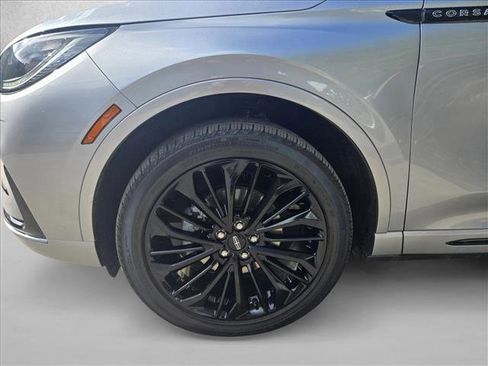 Used 2023 Lincoln Corsair Standard w/ Equipment Group 101A image 10