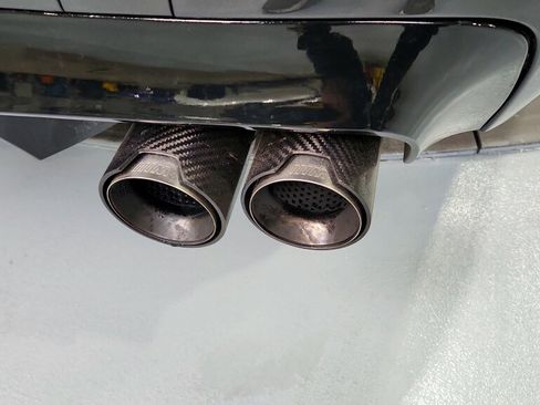 Used 2014 BMW 550i xDrive Sedan image 37