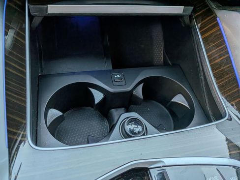 Used 2024 BMW X6 xDrive40i image 18