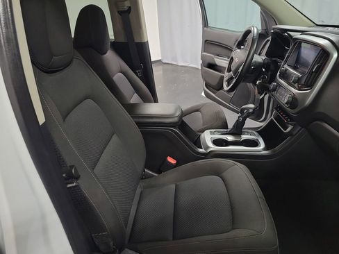 Used 2022 Chevrolet Colorado LT w/ Safety Package image 23