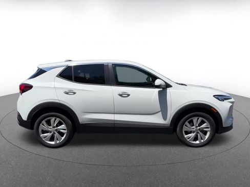 Used 2025 Buick Encore GX Preferred FWD image 16